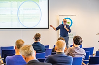 22relevant-mw04-1878