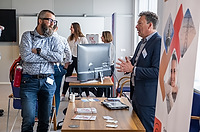 22relevant-mw04-1896