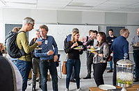 22relevant-mw04-2164