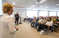 22relevant-mw04-2376