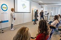 22relevant-mw04-2436