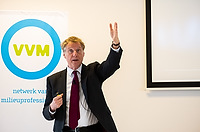 22relevant-mw04-2670